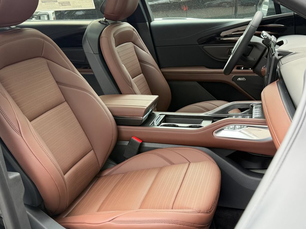 New 2026 Lincoln Nautilus Reserve w/ Jet Appearance Package AWD/4WD image 15
