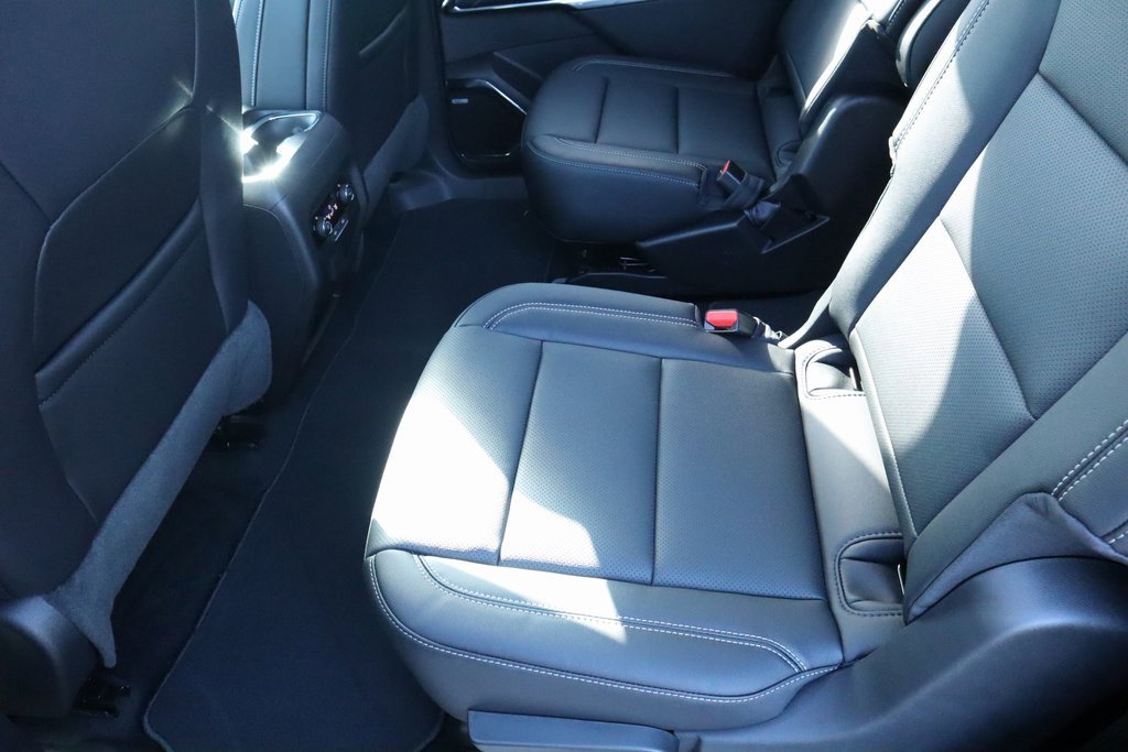 New 2026 Chevrolet Traverse LT image 12