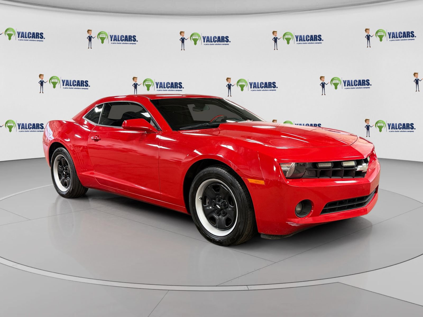 Used 2010 Chevrolet Camaro LS RWD image 7