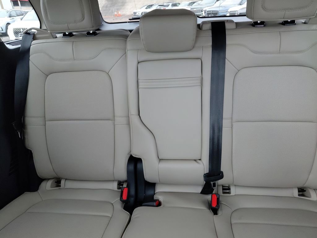 New 2026 Lincoln Corsair Grand Touring image 24