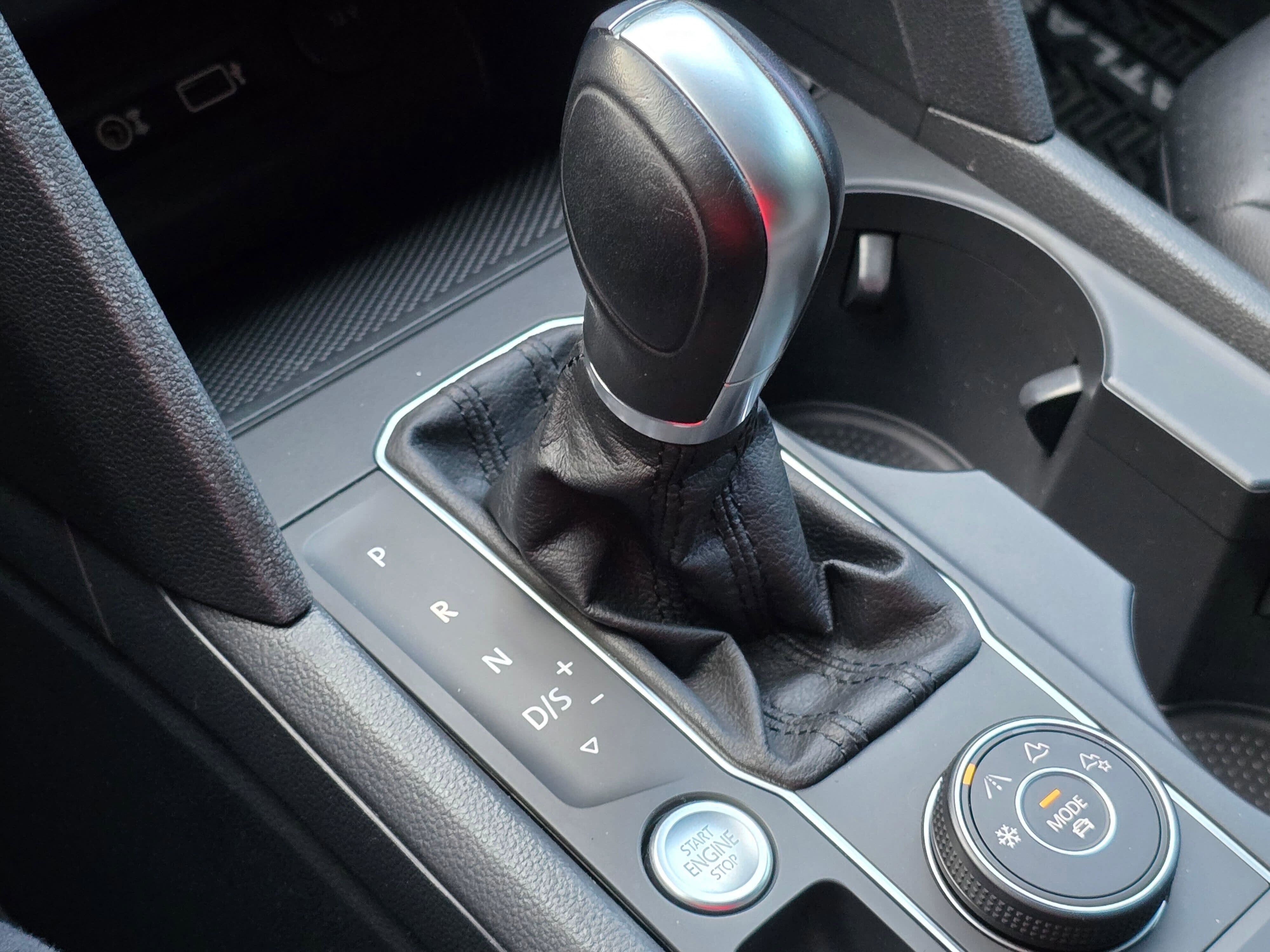 Used 2018 Volkswagen Atlas SE image 35