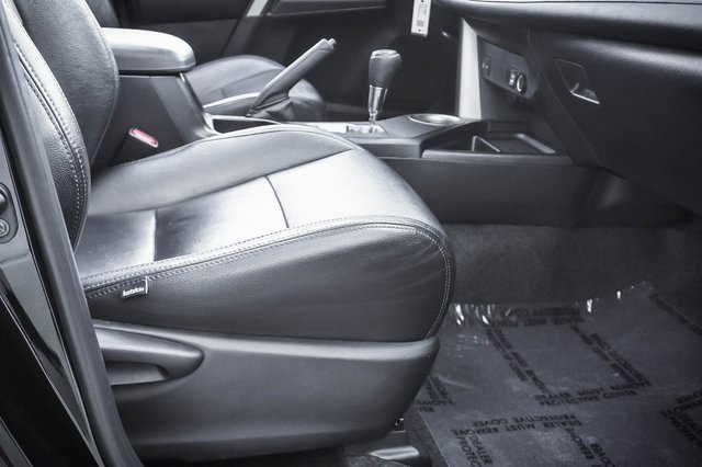 Used 2015 Toyota RAV4 XLE image 21