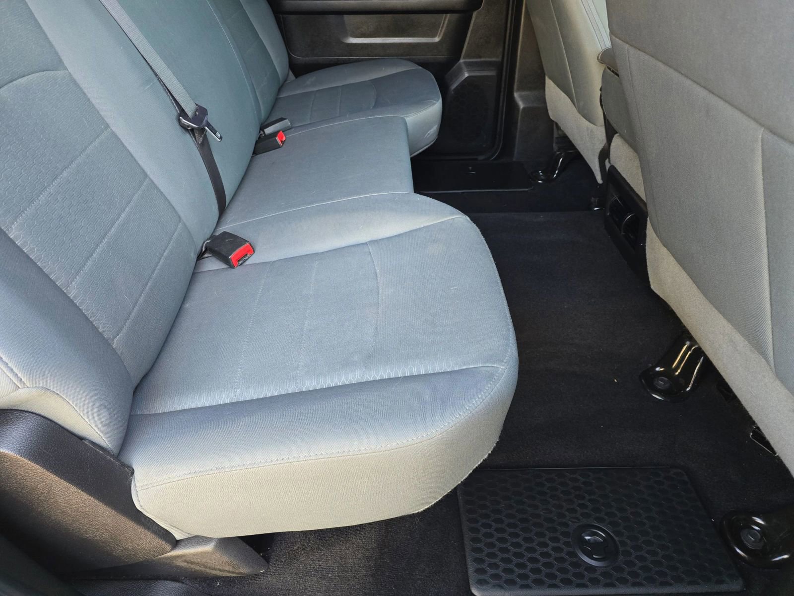 Used 2018 RAM 2500 Tradesman w/ Chrome Appearance Group AWD/4WD image 14