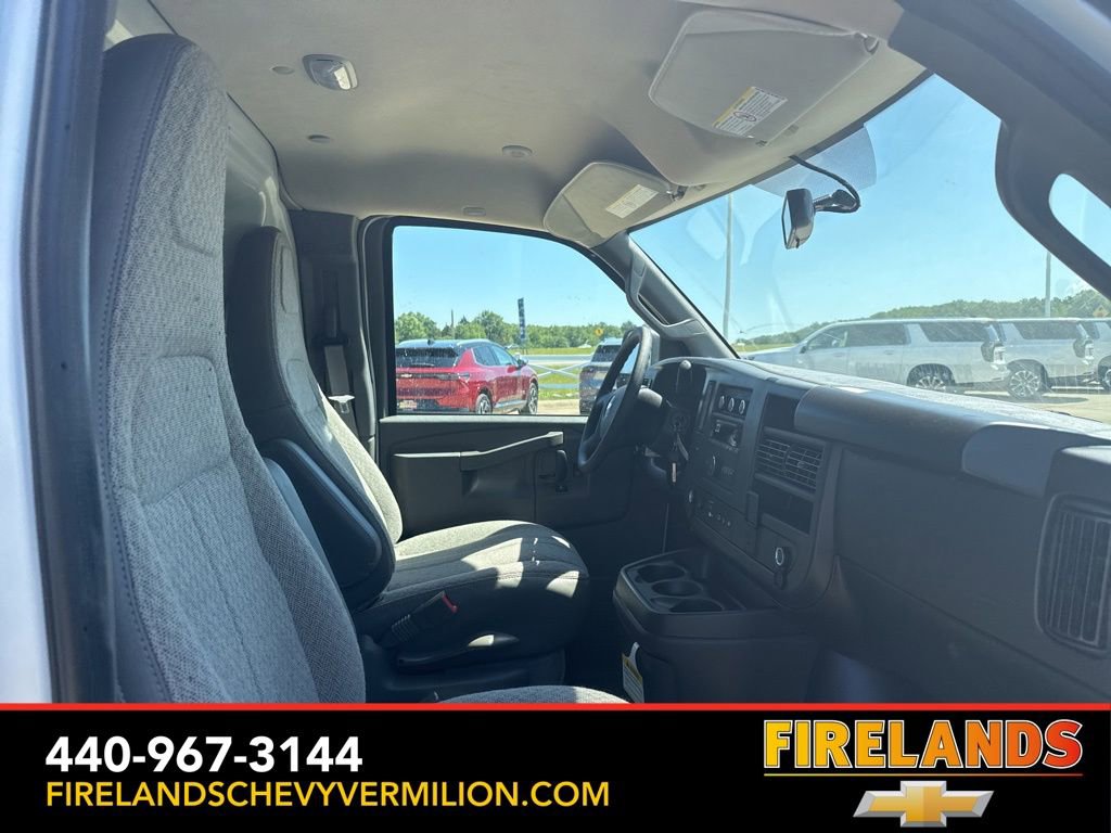 New 2025 Chevrolet Express 2500 Work Van w/ Driver Convenience Package image 23
