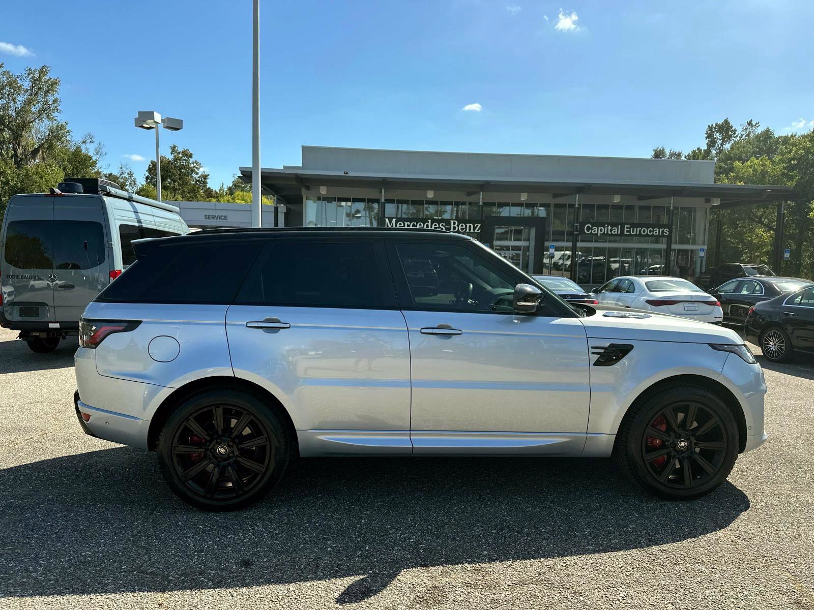 Used 2021 Land Rover Range Rover Sport HST image 6