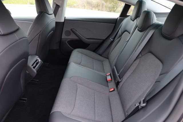 Used 2025 Tesla Model 3 Long Range image 12