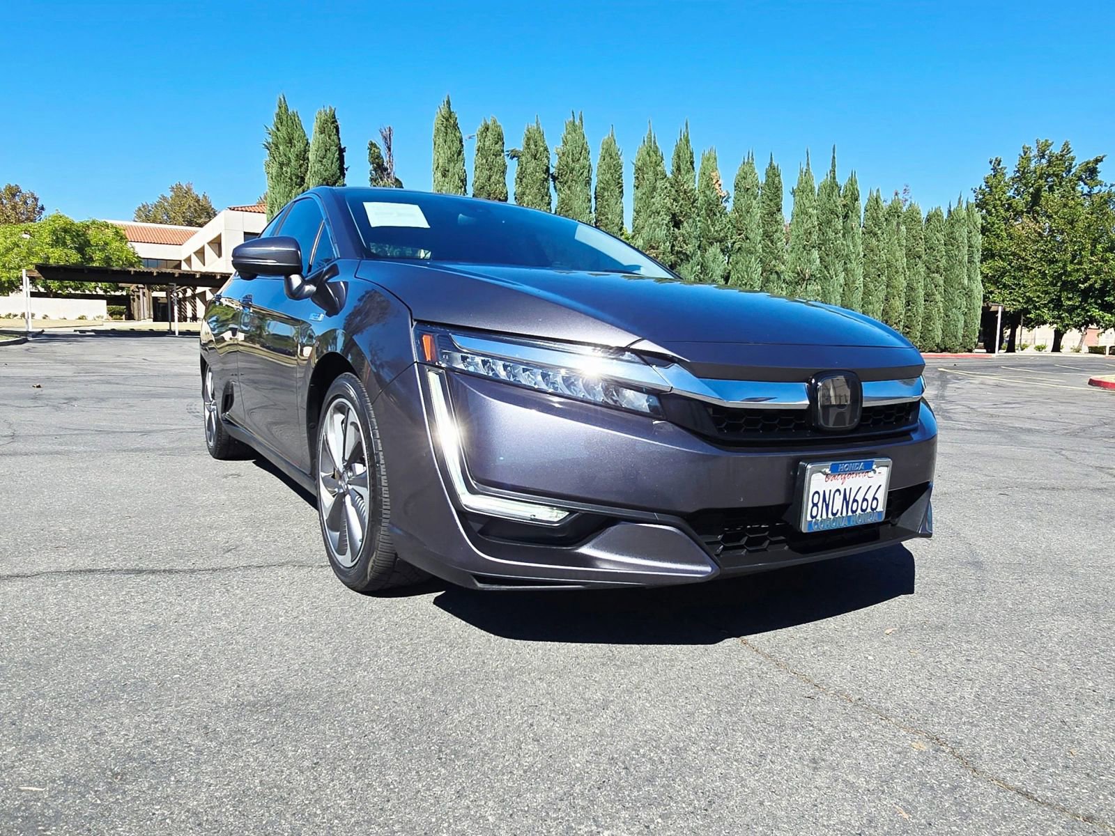Used 2019 Honda Clarity Plug-In Hybrid image 1