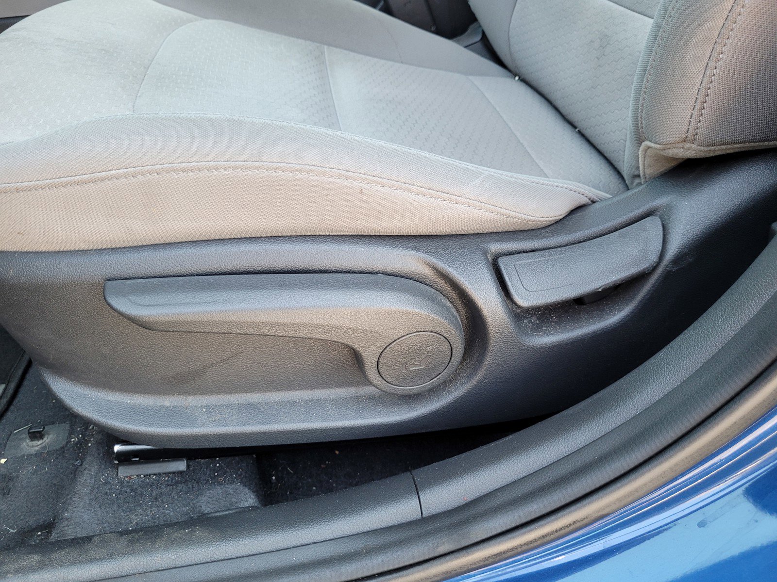 Used 2020 Hyundai Elantra Value Edition image 11