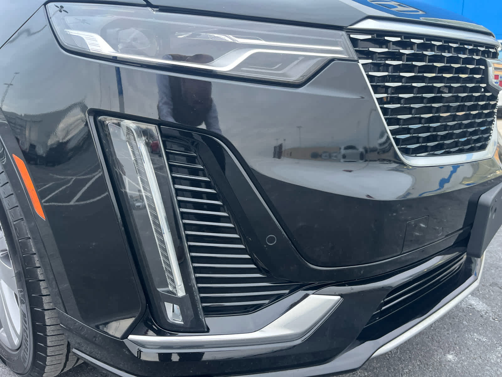 Used 2025 Cadillac XT6 Premium Luxury image 18