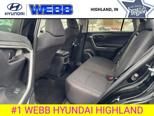 Used 2020 Toyota RAV4 LE w/ All Weather Liner Package image 28