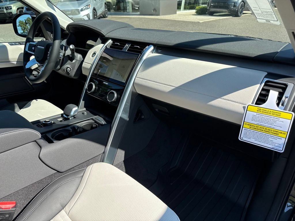 New 2026 Land Rover Discovery Dynamic SE AWD/4WD image 20