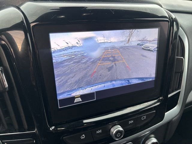 Used 2022 Chevrolet Traverse LT w/ Midnight/Sport Edition image 22