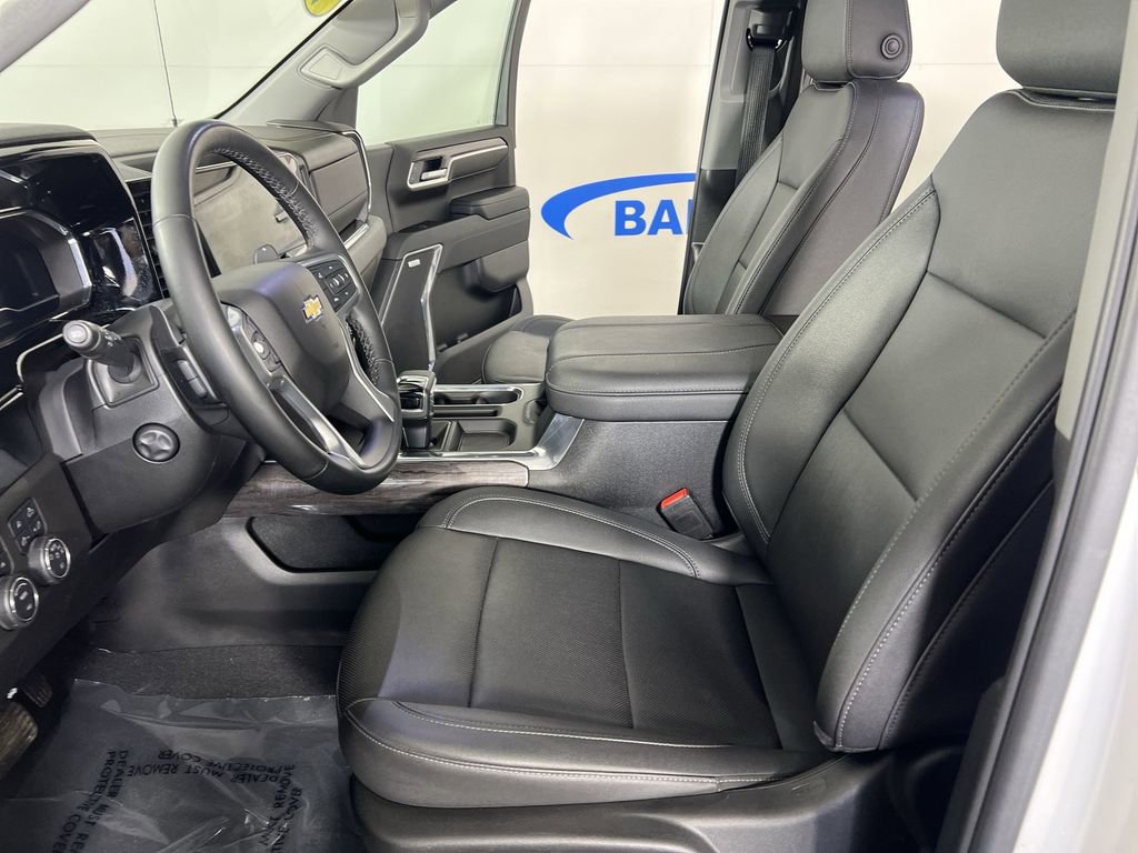 Certified 2023 Chevrolet Silverado 1500 LTZ w/ LTZ Premium Package AWD/4WD image 21