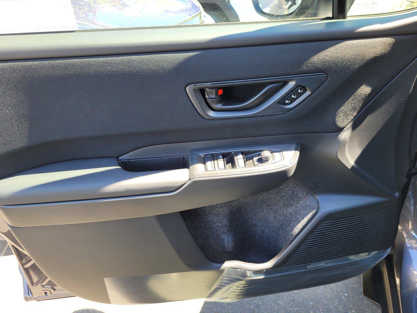 New 2026 Subaru Outback Limited AWD/4WD image 17