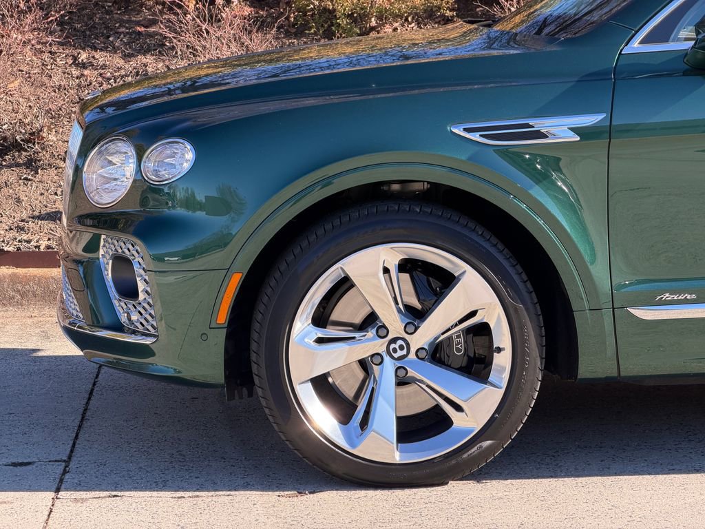 Certified 2023 Bentley Bentayga Extended Wheelbase image 6