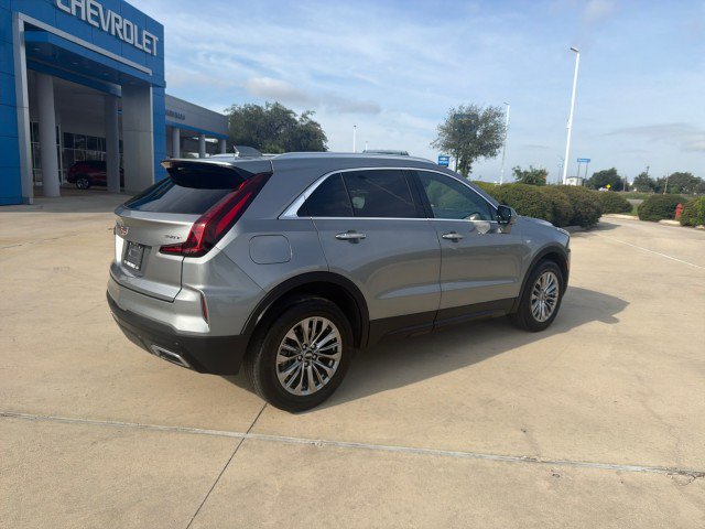 Used 2025 Cadillac XT4 Premium Luxury FWD image 15