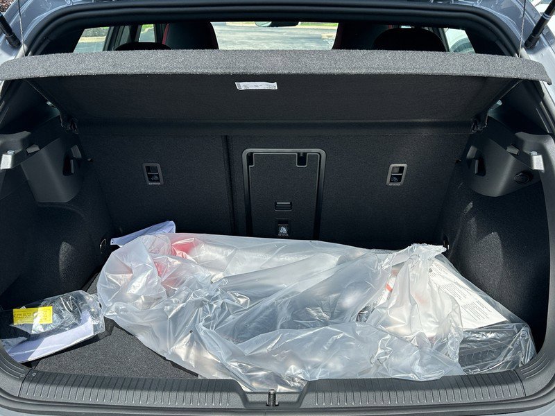 New 2025 Volkswagen GTI SE image 3