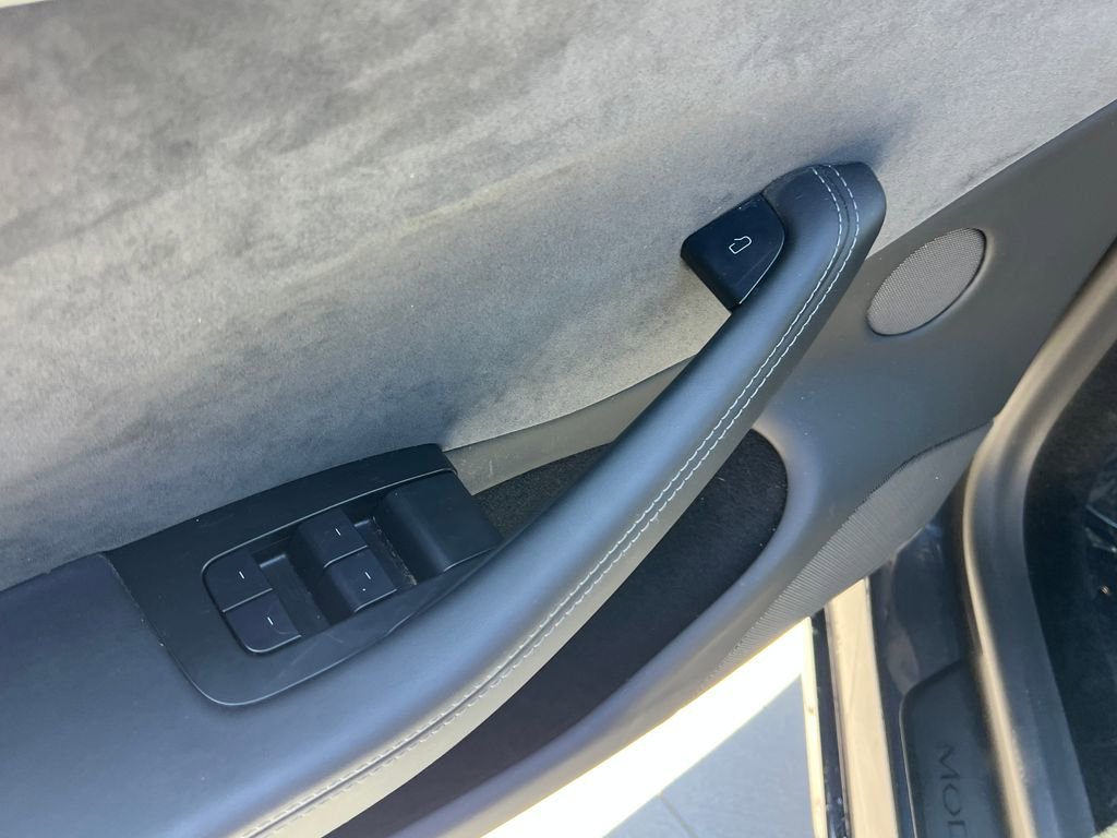 Used 2025 Tesla Model 3 Long Range image 24