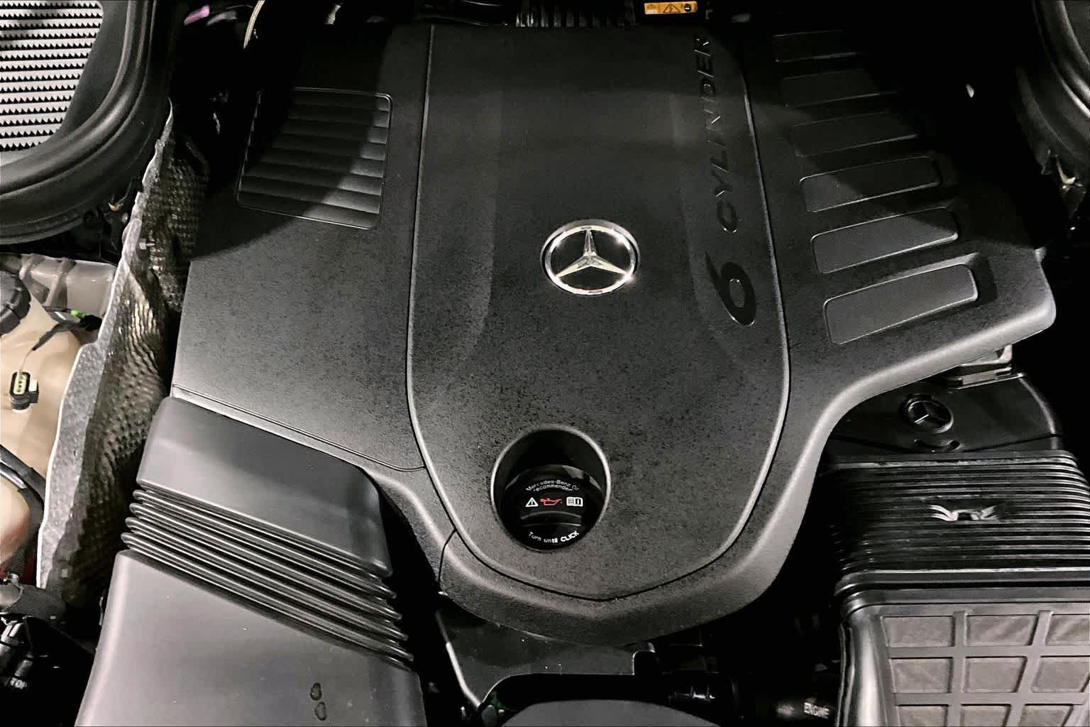Used 2024 Mercedes-Benz GLS 450 4MATIC image 30