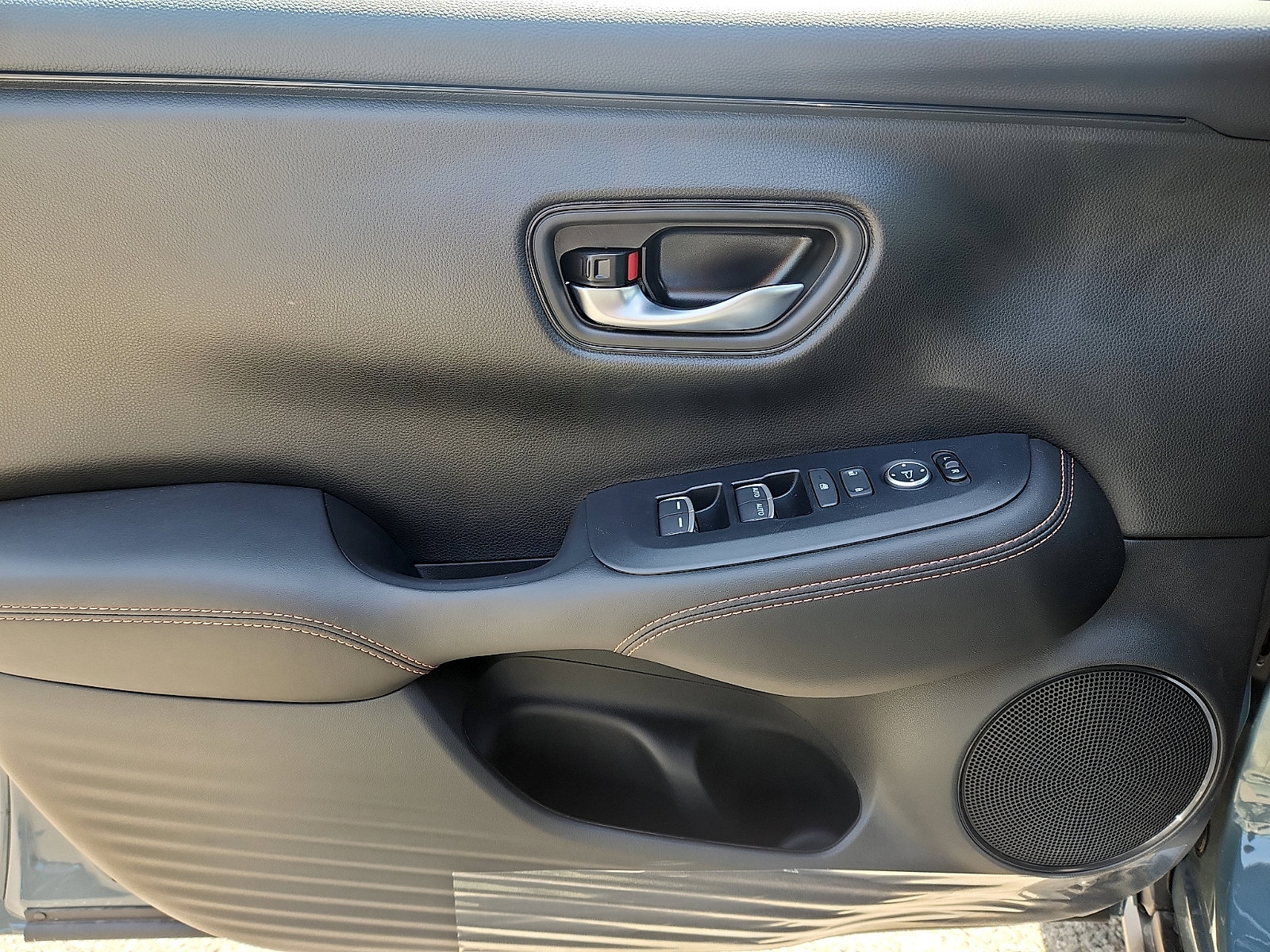 New 2026 Honda HR-V Sport image 8