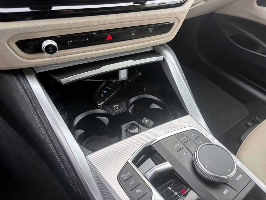 Used 2024 BMW 440i xDrive Convertible w/ Premium Package image 22