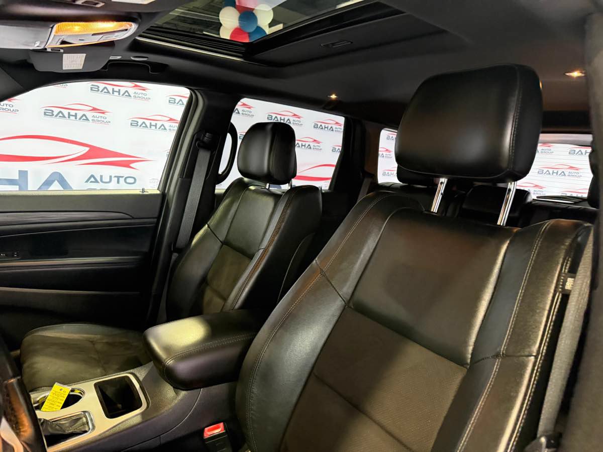 Used 2021 Jeep Grand Cherokee Laredo X AWD/4WD image 28