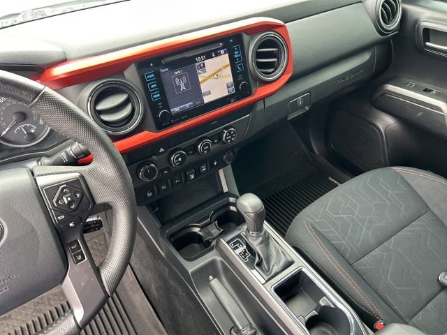 Used 2019 Toyota Tacoma TRD Off-Road w/ Technology Package image 29