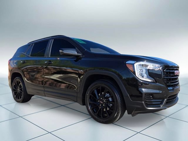 Used 2023 GMC Terrain SLE w/ Elevation Edition AWD/4WD image 3