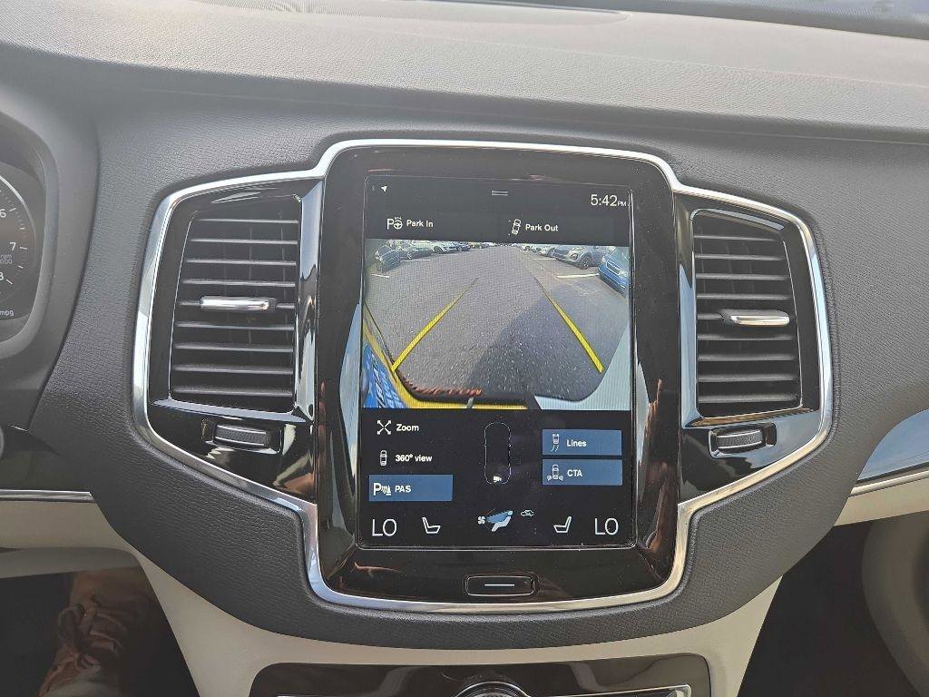 Used 2018 Volvo XC90 T6 Momentum w/ Convenience Package image 20