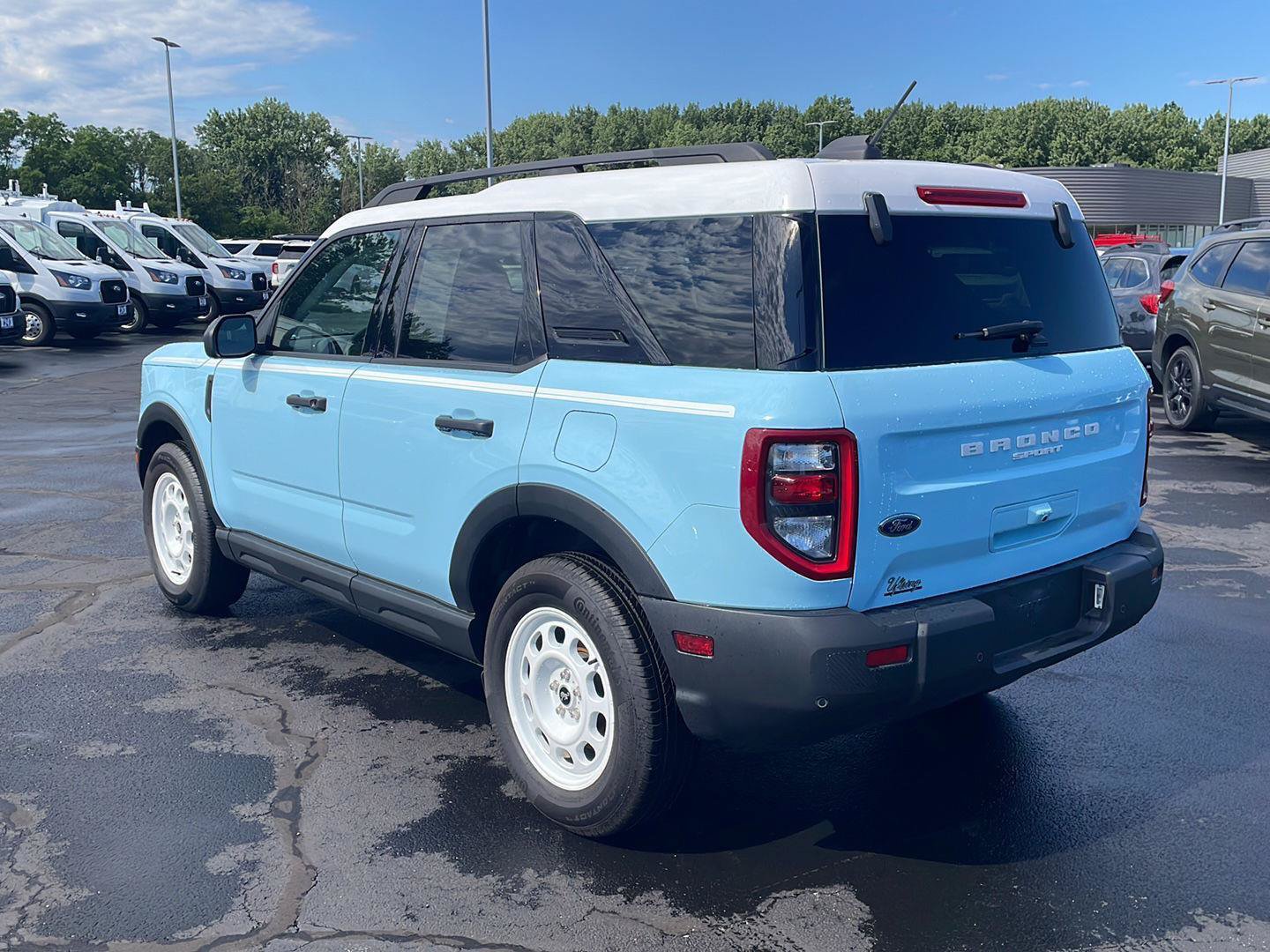 Used 2025 Ford Bronco Sport Heritage w/ Convenience Package AWD/4WD image 3