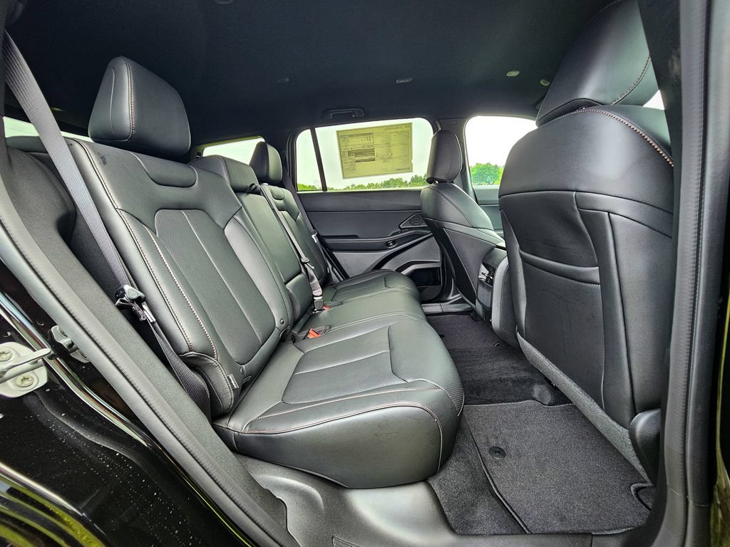 New 2026 Jeep Cherokee Limited AWD/4WD image 38