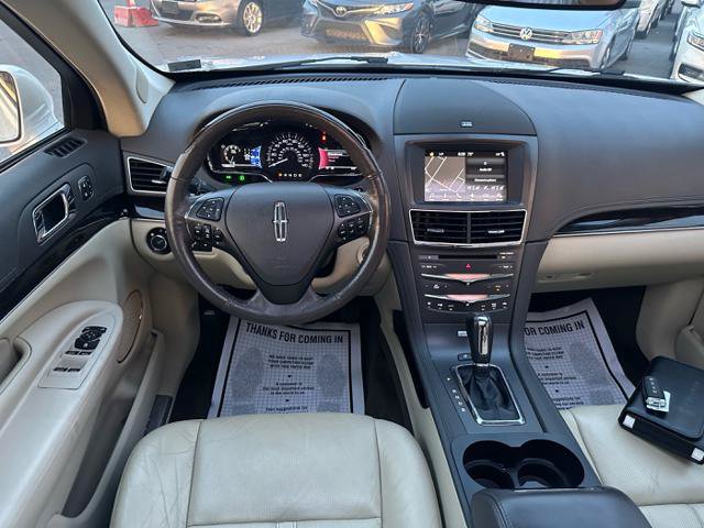 Used 2018 Lincoln MKT AWD w/ Technology Package image 29