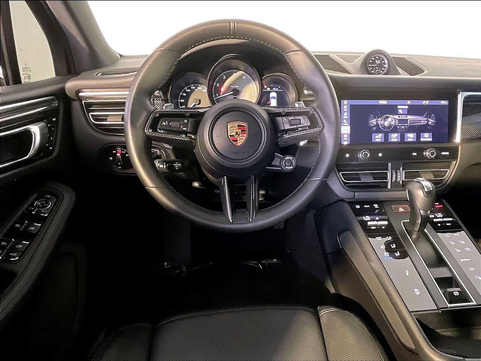 Certified 2024 Porsche Macan S AWD/4WD image 13