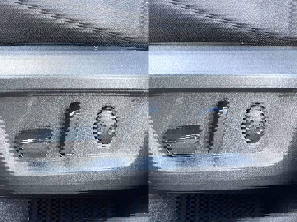 Certified 2024 Nissan Rogue SL w/ SL Premium Package image 30