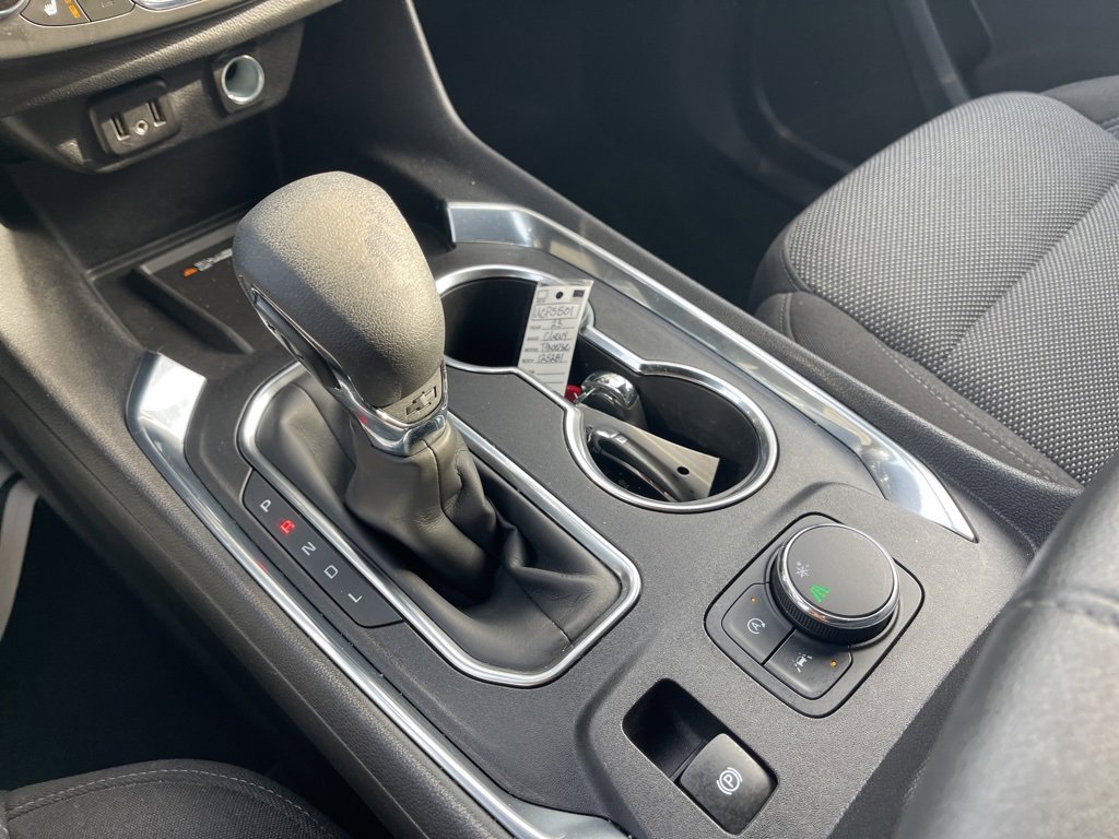 Certified 2023 Chevrolet Traverse LT image 32