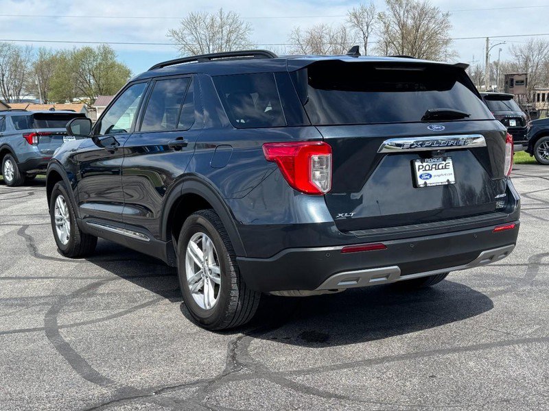 Used 2023 Ford Explorer XLT w/ Equipment Group 202A image 6