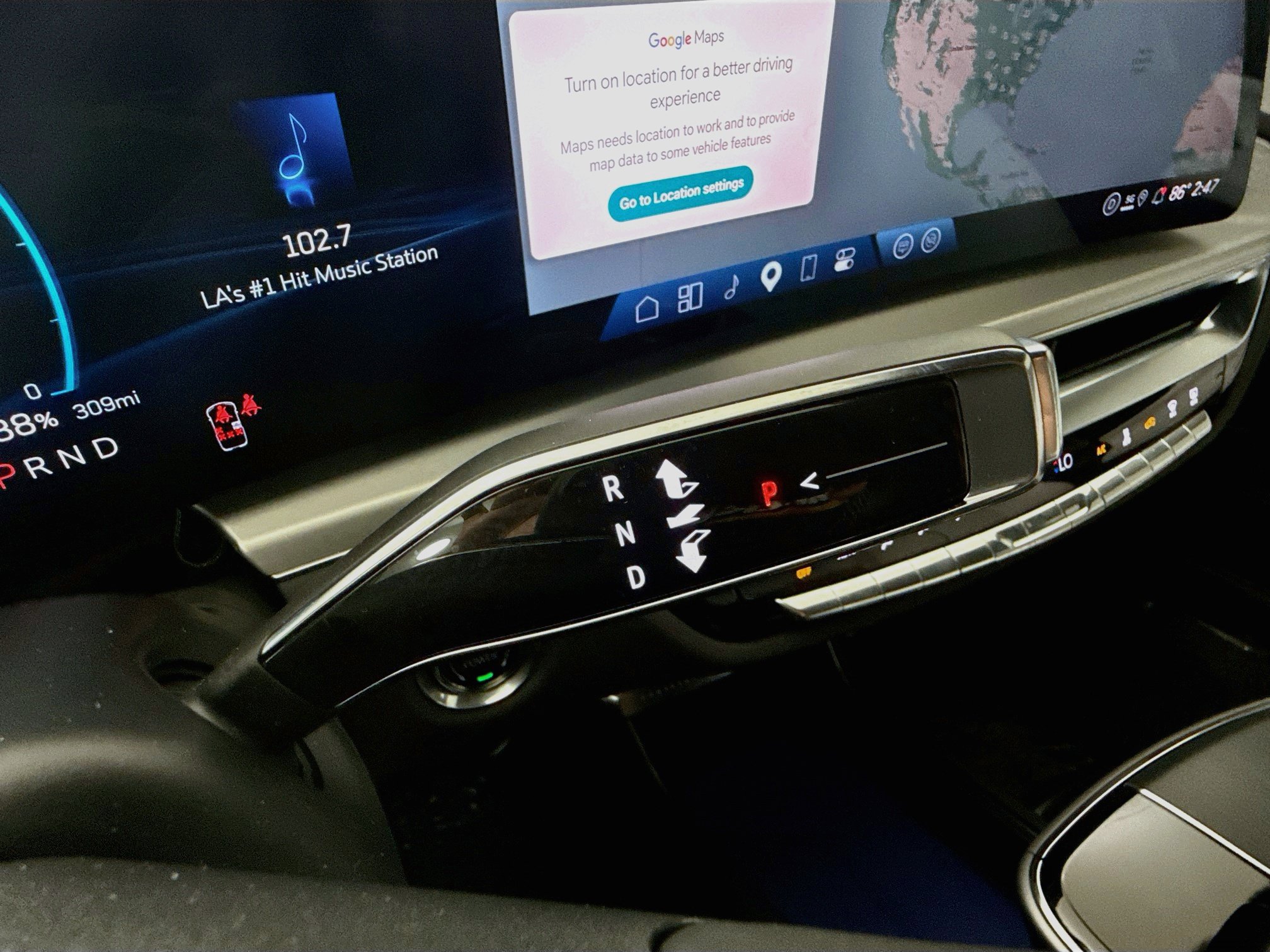 Used 2025 Cadillac Lyriq Sport RWD image 19