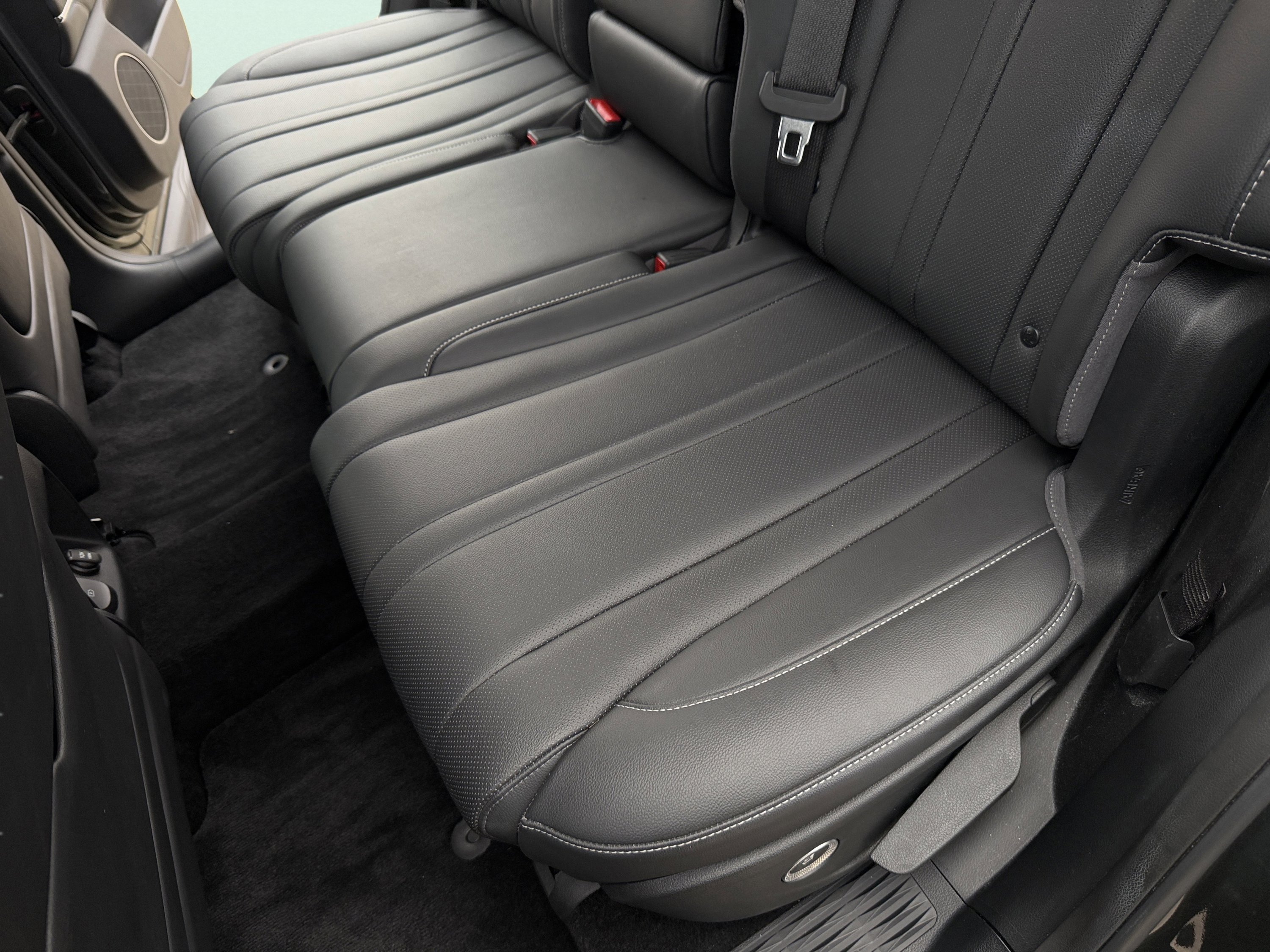 Used 2025 Genesis GV80 2.5T Standard AWD/4WD image 26