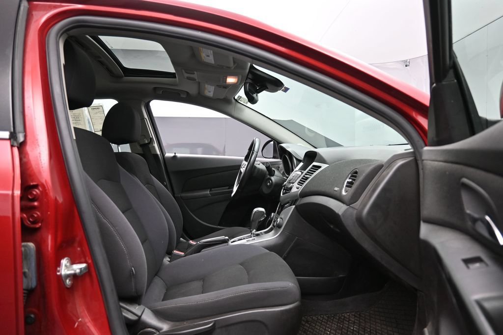 Used 2014 Chevrolet Cruze LT w/ All-Star Edition FWD image 19