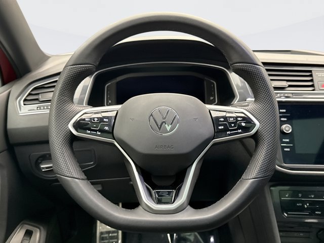 Used 2024 Volkswagen Tiguan SEL R-Line AWD/4WD image 12