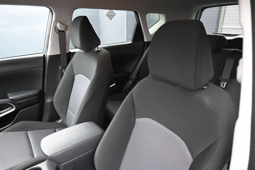 Used 2025 Kia Soul LX w/ LX Technology Package FWD image 12