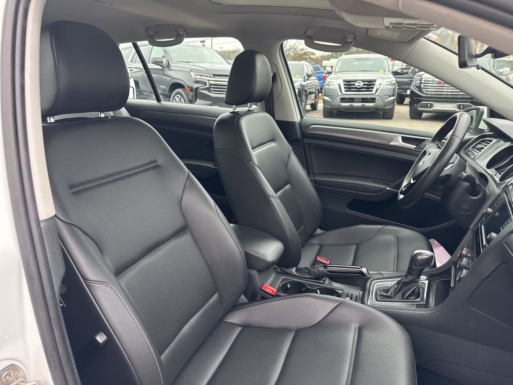 Used 2021 Volkswagen Golf 4-Door image 19