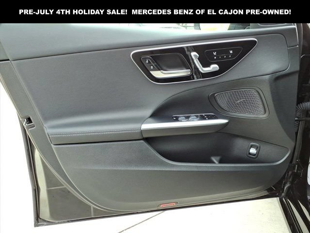 Used 2025 Mercedes-Benz C 300 4MATIC Sedan image 14