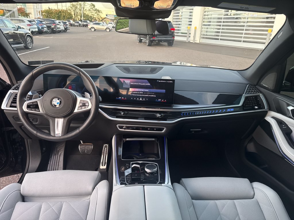 Certified 2025 BMW X5 xDrive40i w/ M Sport Package AWD/4WD image 12