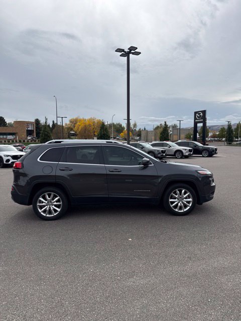 Used 2015 Jeep Cherokee Limited w/ Luxury Group FWD image 4