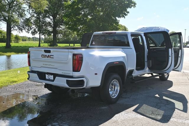 New 2026 GMC Sierra 3500 Denali w/ Denali Reserve Package AWD/4WD image 43