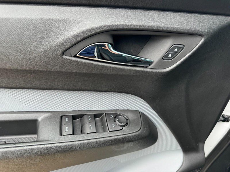 New 2027 Chevrolet Bolt RS FWD image 34