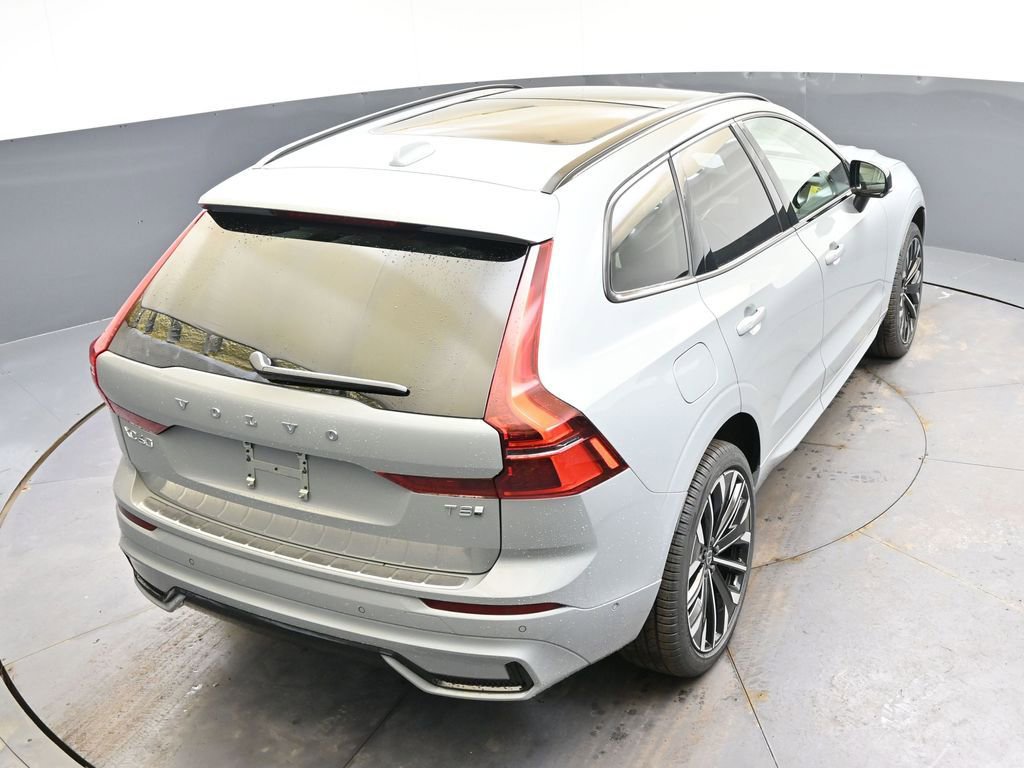 New 2026 Volvo XC60 T8 Ultra w/ Protection Package Premier image 13