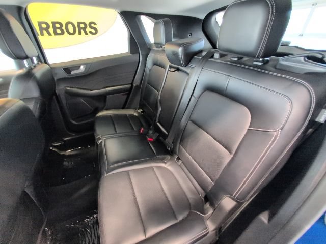 Certified 2023 Ford Escape Platinum AWD/4WD image 27