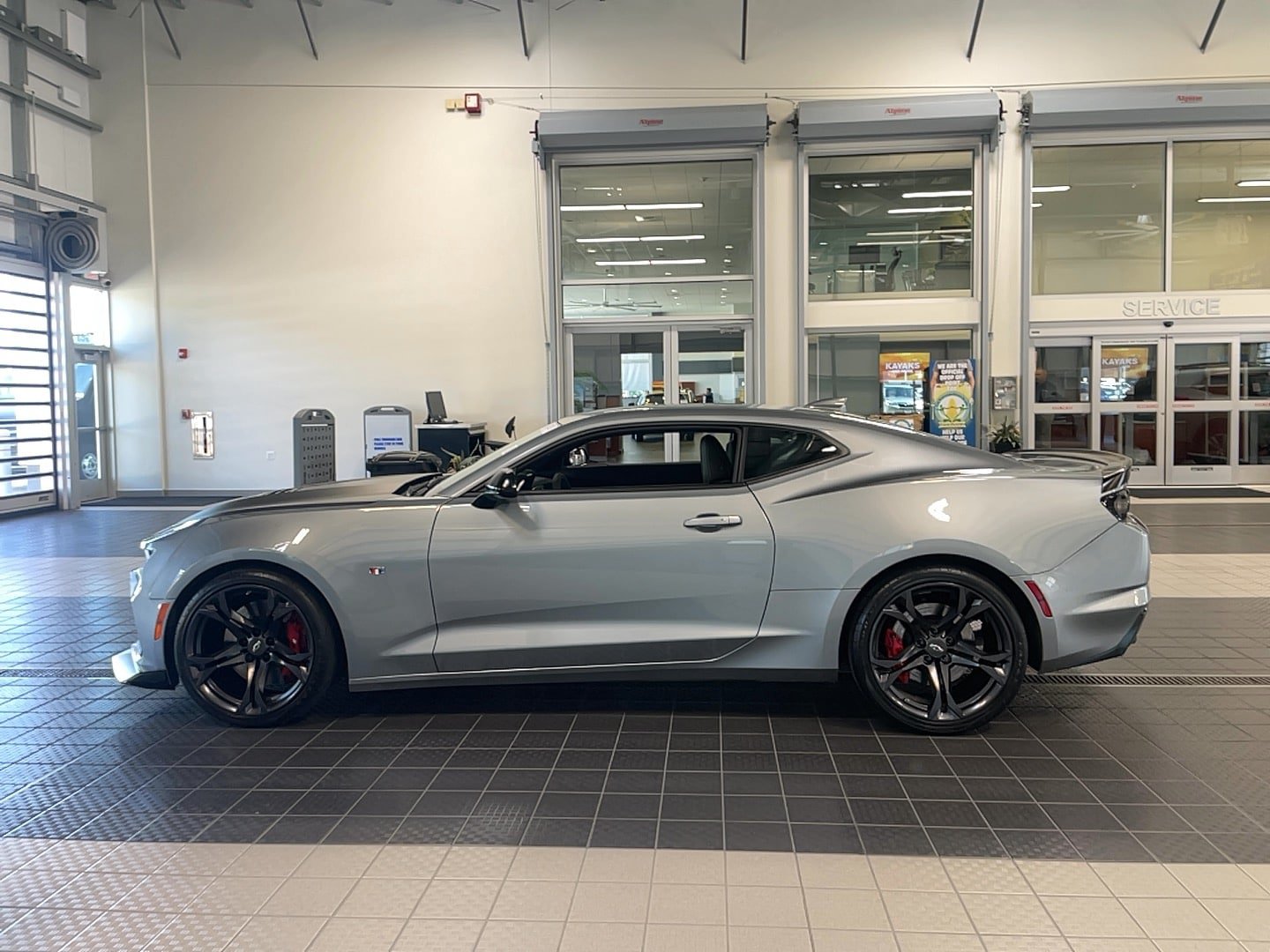 Used 2023 Chevrolet Camaro SS RWD image 6